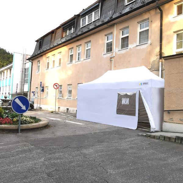 sodo pavėsinė
