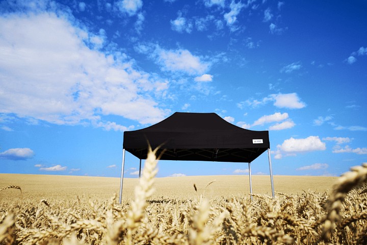 vakarėlių palapinė 2x2