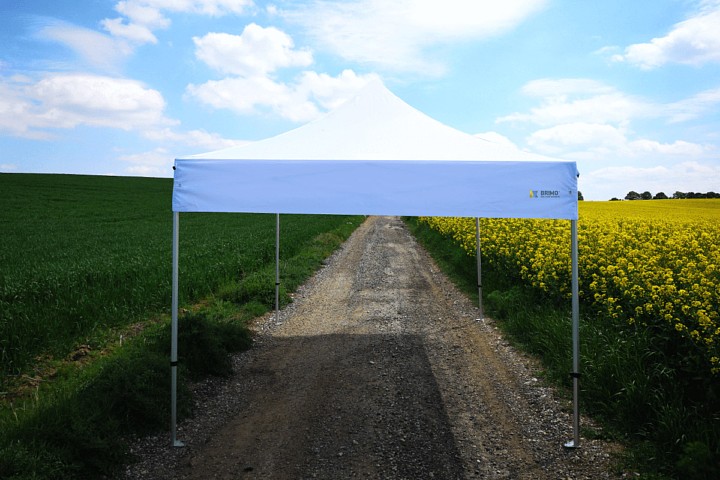 Prekybos stendai 2x2